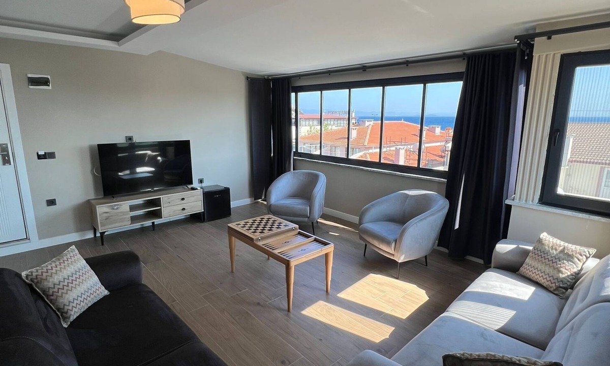 Altinoluk Hotel | Çam otel