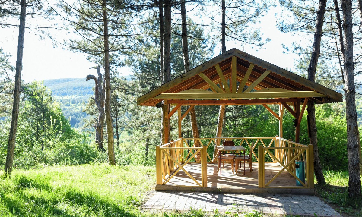 Mengen Ski Chalet | ÇAMPINARI DOĞA EVLERİ & RESTAURANT