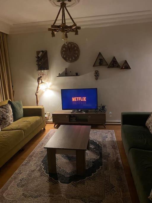 Uskudar Apartment | Üsküdar’da Merkezi 2+1 Daire