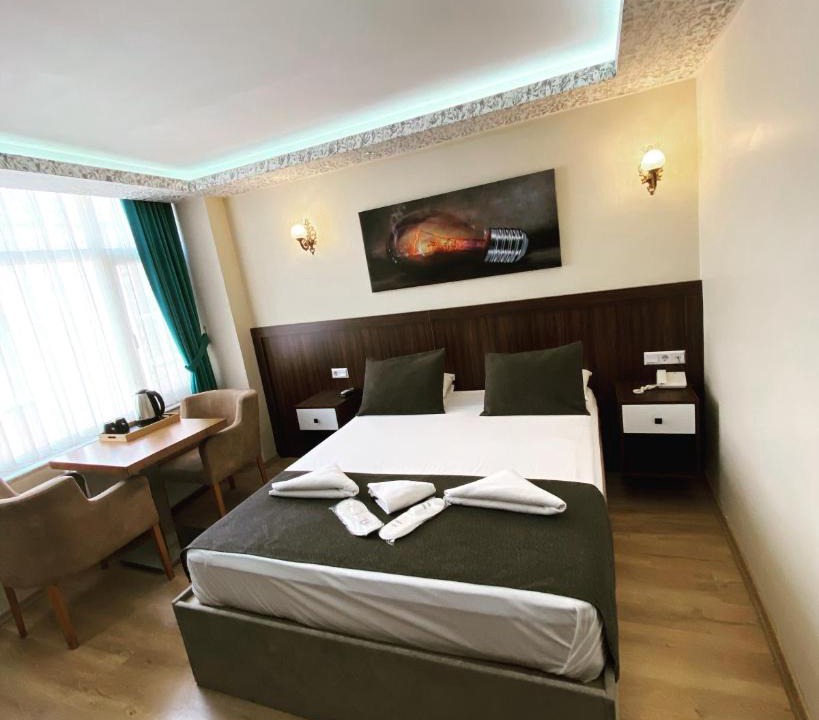 Uskudar Hotel | ÜSKÜDAR OTEL