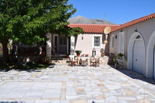 Ligourio Villa | Βίλα Εύη