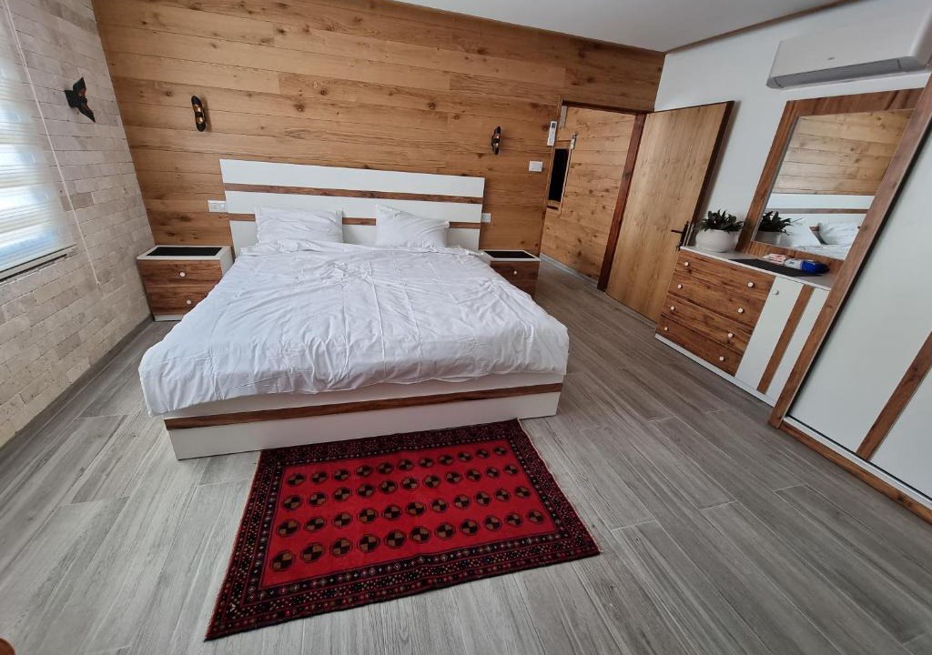 Majdal al-Shams Apartment | אלאפנדי מפנק חדר וחצי