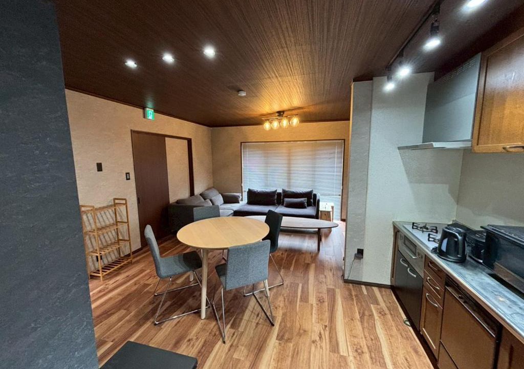 Ise House | 伊勢神楽別邸