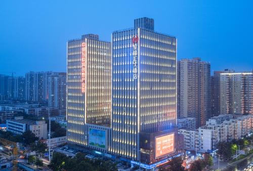 Zhongyuan District Hotel | 郑州豪锦汇酒店 Zhengzhou Haojinhui Hotel