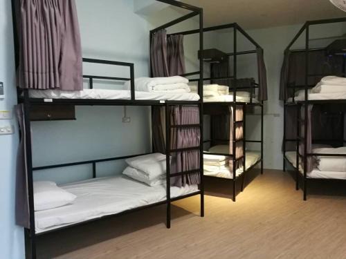 Hsinchu City Centre Hostel | 隔壁棟