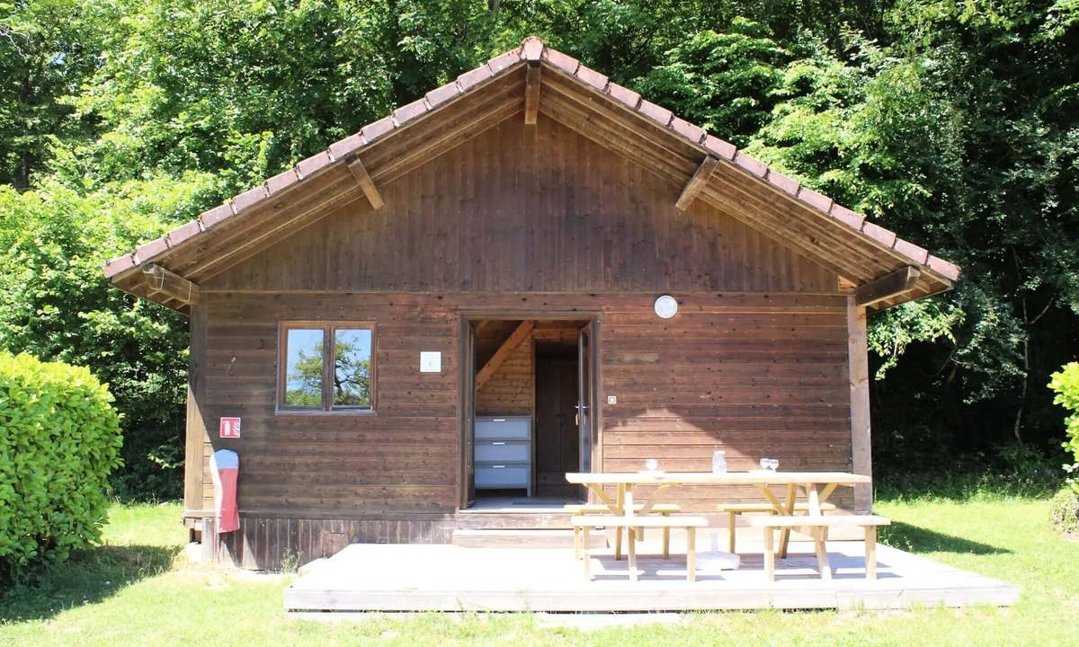 Miribel-les-Echelles Ski Chalet | 06. Chalet Edelweiss 35m² 8 people