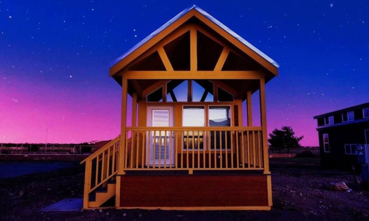 Valle Ski Chalet | 081 Tiny Home near Grand Canyon South Rim Sleeps 8