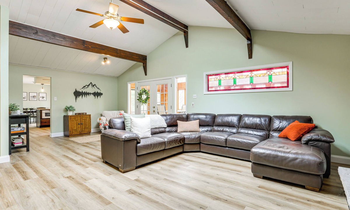 Lakeville House | 1/2 Mi to Boat Ramp: Lake Wallenpaupack Retreat!