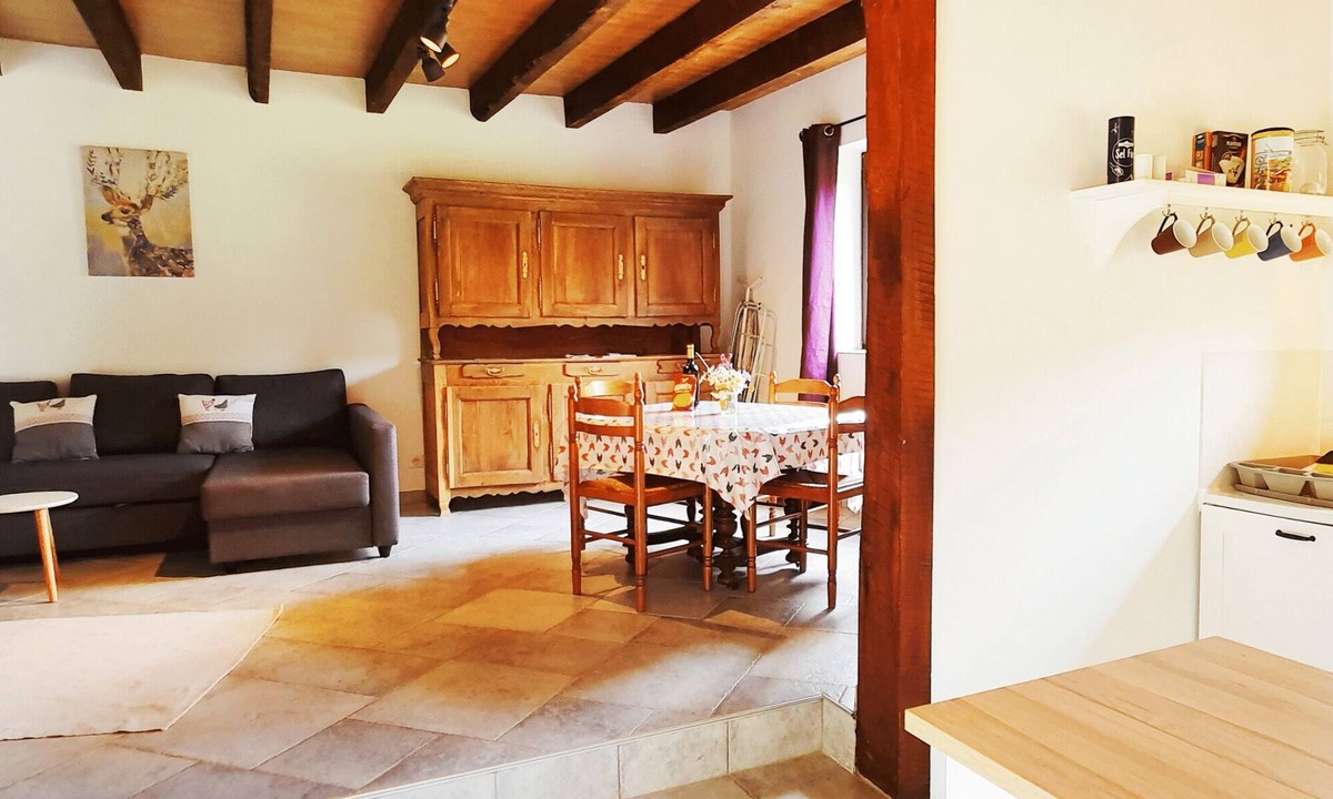 La Chapelle-devant-Bruyeres Apartment | 1-4 people, in the middle of nature, quiet location, playground, dogs allowed