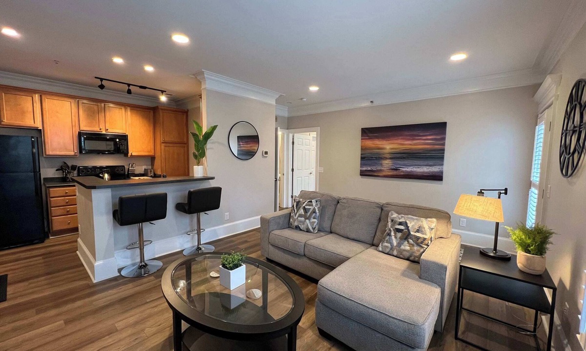 Raleigh Apartment | 1 Bdrm|Pet Friendly|North Hills|Long Stays