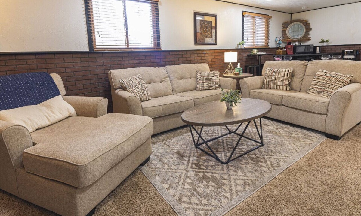 Sioux Falls House | 1 bed 1 bath | Quiet neighborhood