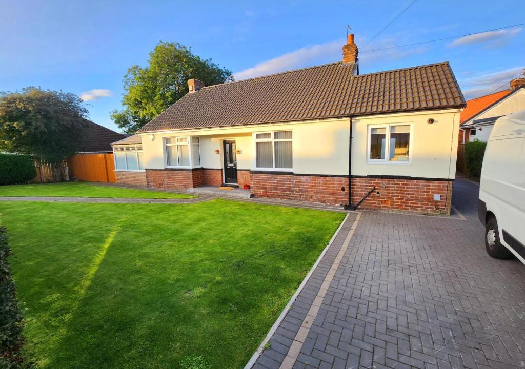 Newcastle-upon-Tyne Apartment | 1-Bed Studio with Parking Ideal for Couples