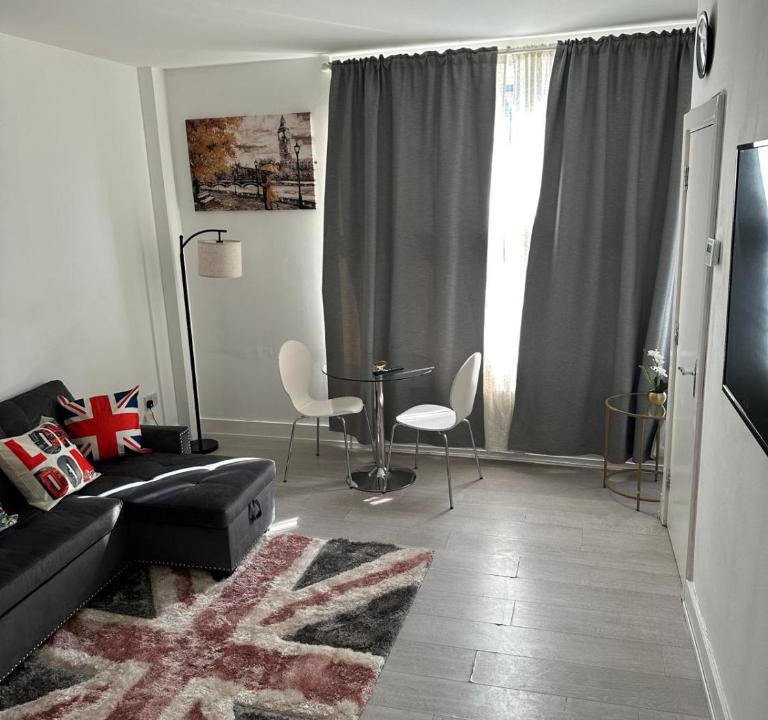 Kensal Green Apartment | 1 Bedroom 30 minutes to St Pancras