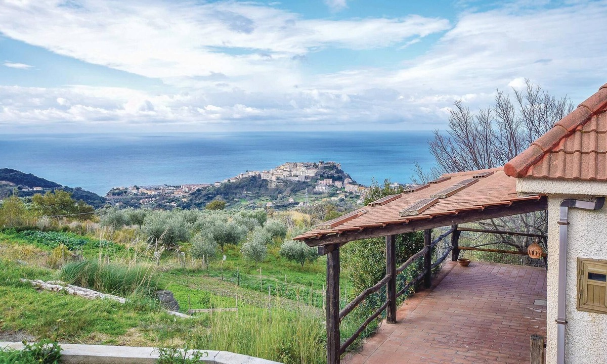 Belvedere Marittimo House | 1 bedroom accommodation in Belvedere Marittimo