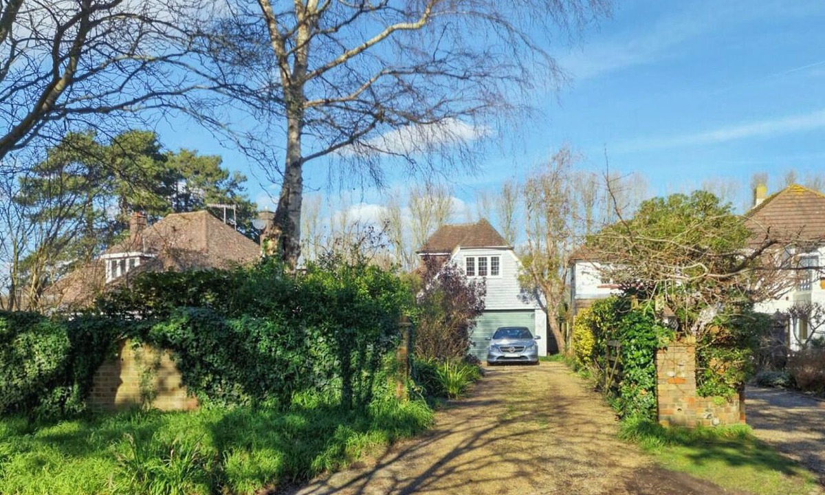 Middleton-on-Sea Apartment | 1 bedroom accommodation in Bognor Regis, near Chichester