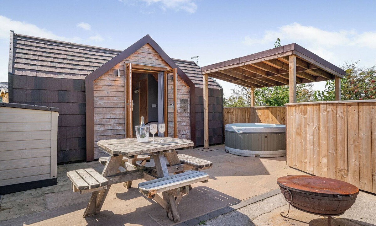 Carlton-in-Cleveland Cottage | 1 bedroom accommodation in Great Busby