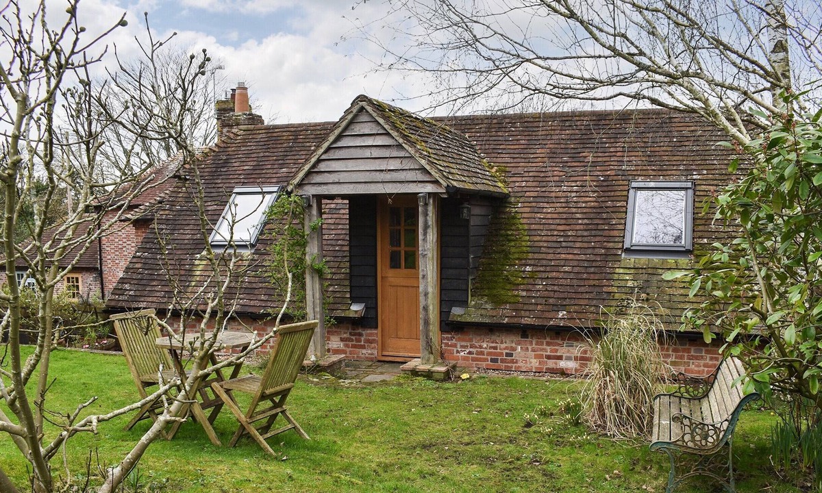 East Lavant Cottage | 1 bedroom accommodation in Chichester