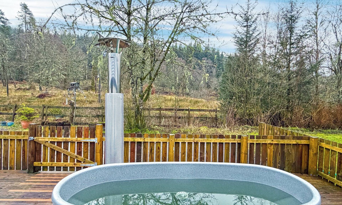 Strathblane Cottage | 1 bedroom accommodation in Invertrossachs, near Callander
