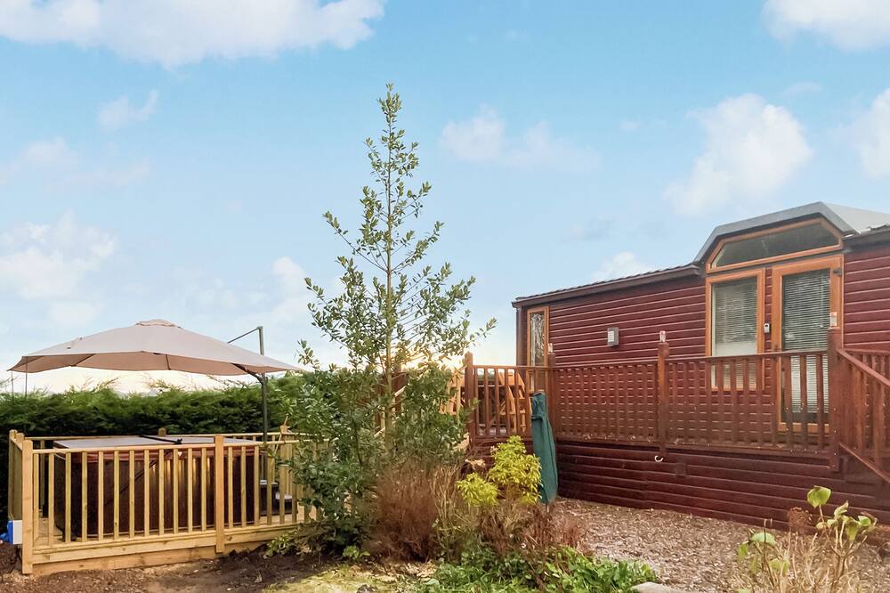 Kinclaven Ski Chalet | 1 bedroom accommodation in Cargill