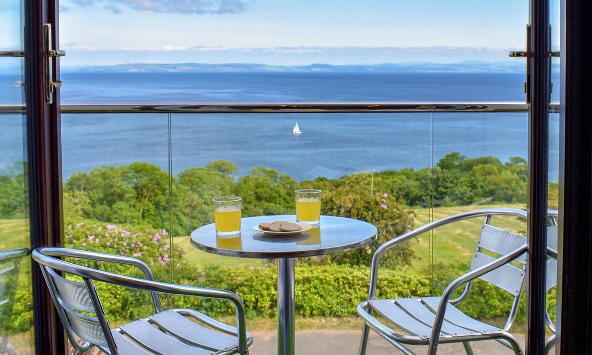 Kilmory Cottage | 1 bedroom accommodation in Dippen, near Whiting Bay, Isle of Arran