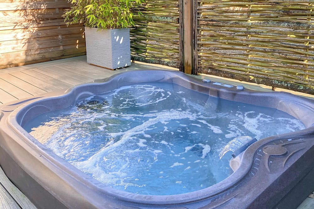 Brundall Cottage | 1 bedroom accommodation in Brundall, Norwich