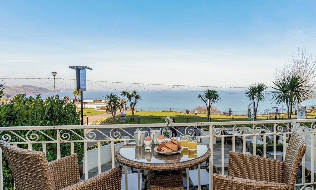 Babbacombe Apartment | 1 bedroom accommodation in Torquay
