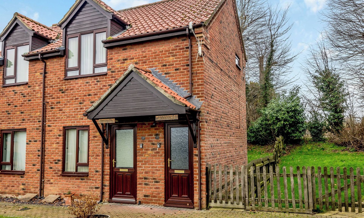 Norwich Cottage | 1 bedroom accommodation in Horsford, near Norwich