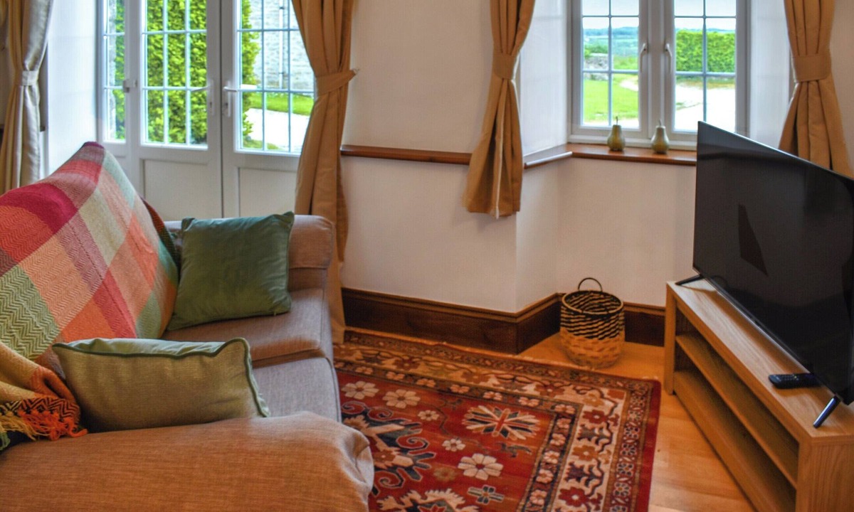 Mabe Burnthouse Cottage | 1 bedroom accommodation in Penryn, near Falmouth