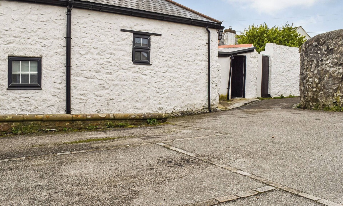 Redruth Cottage | 1 bedroom accommodation in St Day