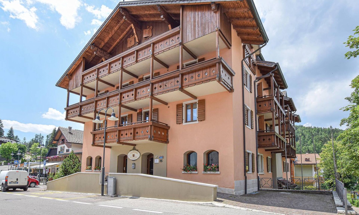 Serrada Apartment | 1 bedroom accommodation in Serrada