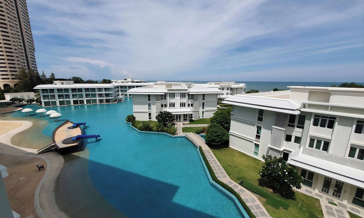 Cha-am Condo | 1 Bedroom Beachside Condo in Cha-am