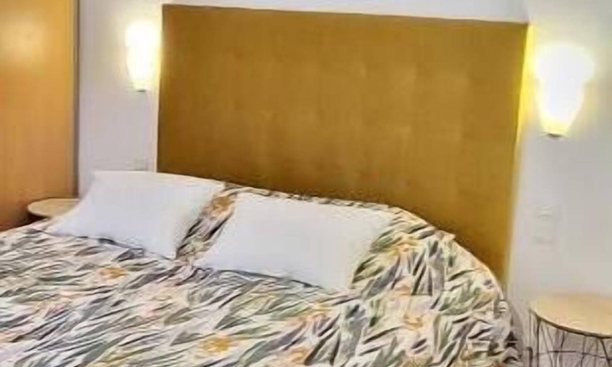 Beaufort Bed & Breakfast | 1 Bedroom Bed & breakfast in La Caunette