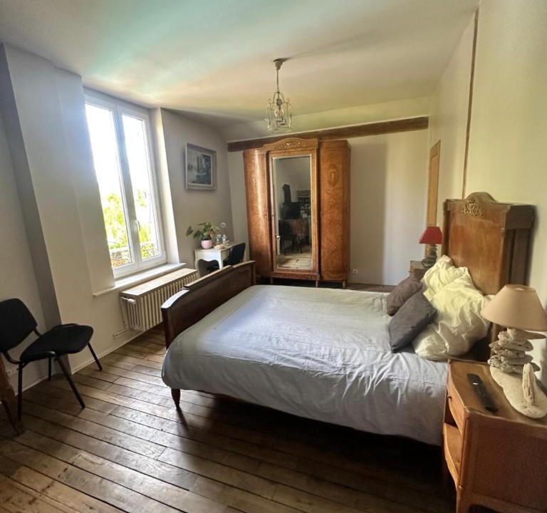 Melun House | 1 Bedroom Homestays In Melun
