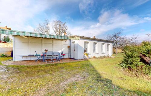 Montmorillon House | 1 Bedroom Nice Home In Montmorillon