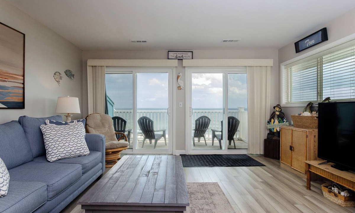 Kure Beach Condo | 1 Bedroom Oceanfront Condo in The Riggings!