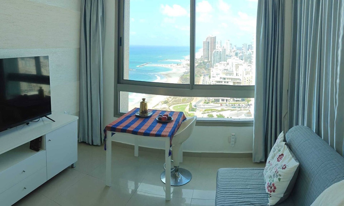 Netanya House | 1 BR apartment plus kitchenette, gorgeous view of the sparkling Mediterranean.