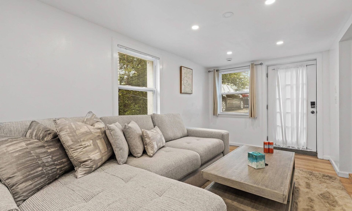 Silver Spring Apartment | 1-BR Flat in Silver Spring, Close to Dwntwn&METRO