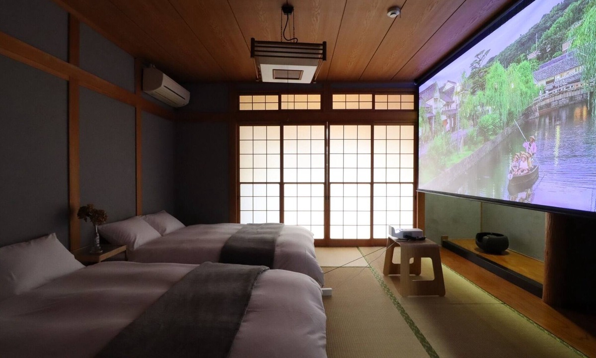 Morooka House | 1 min walk to JR station Private floor w garden/Fukuoka Fukuoka