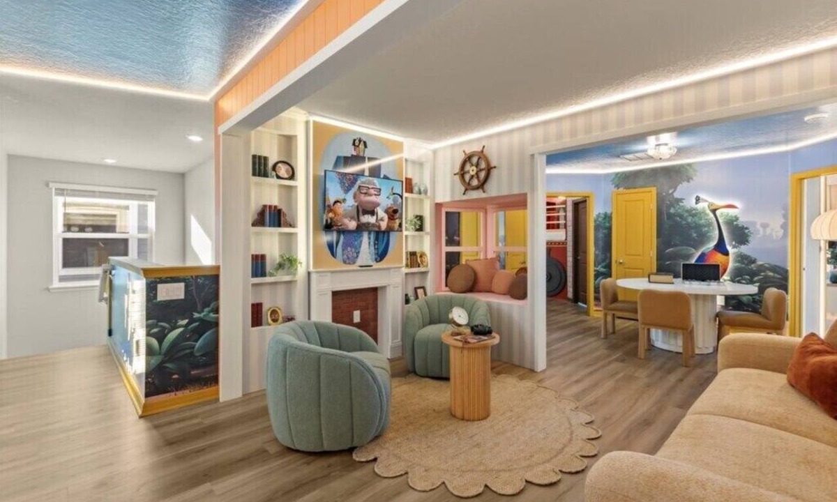 Clermont House | 10 BD/8 BA/Windsor Cay (16219 CC)