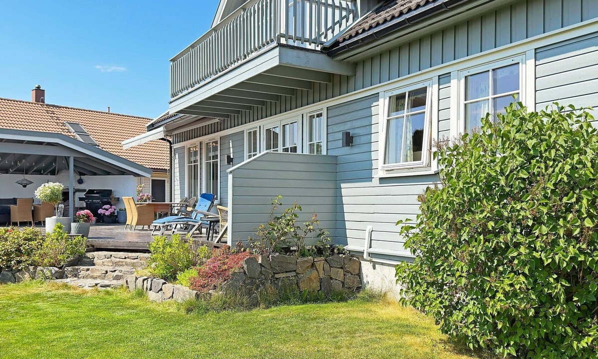 Sogne House | 10 person holiday home in SOGNE