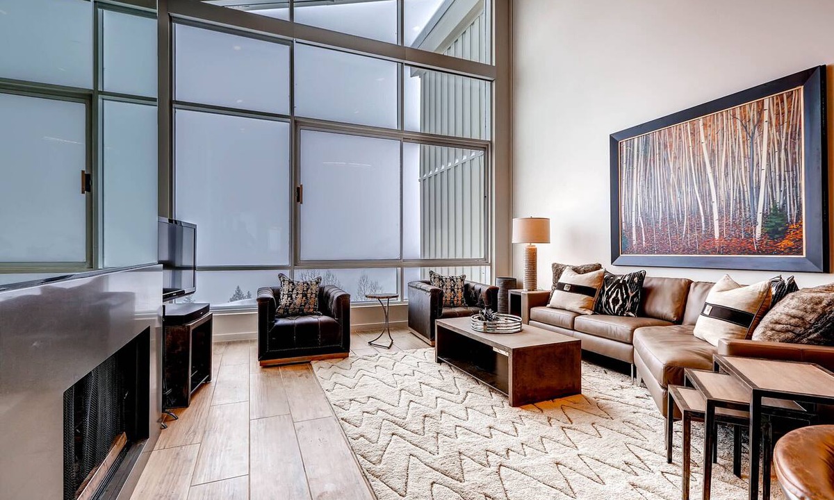 Salt Lake Mountain Resorts Condo | 100 Percent Completely Renovated Gorgeous Snowbird Ski In/Ski Out Condominium