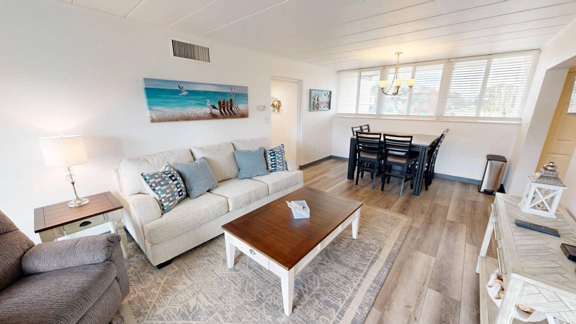 Fort Walton Beach Condo | 102 m² Condo ∙ 2 bedrooms ∙ 4 guests