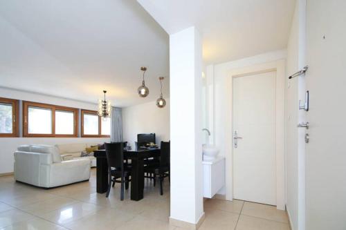 Jerusalem City Centre Apartment | 104 - King David Residence - Jerusalem-Rent