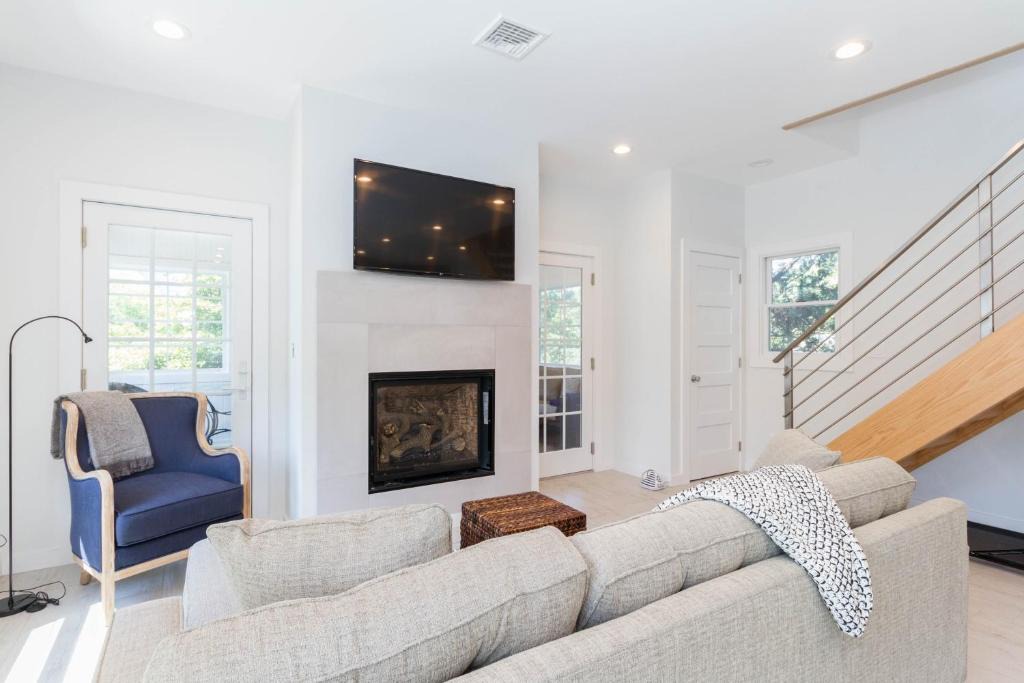 Ocean Beach House | 109 Bungalow