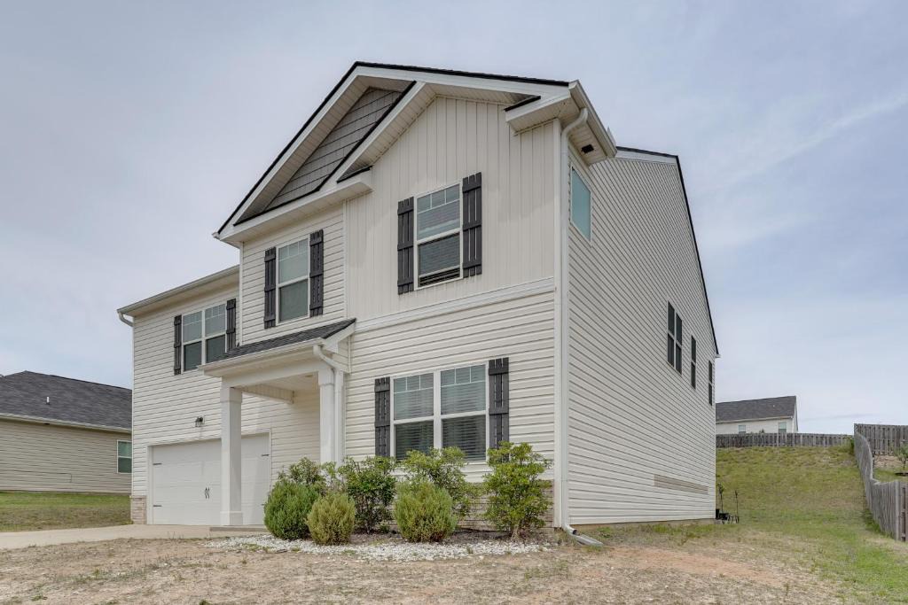 Graniteville House | 11 Mi to Bruce's Field! Tranquil Home w/Patio