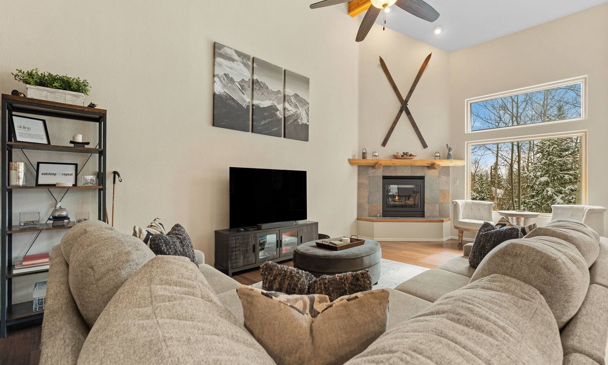 Wildernest House | 113 Burgundy Circle by Summit County Mountain Retreats