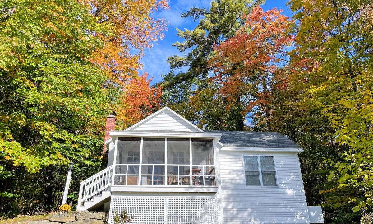 Sugar Hill Cottage | 11G Quintessential New England Cottage with Fantastic Views and Dog Friendly!