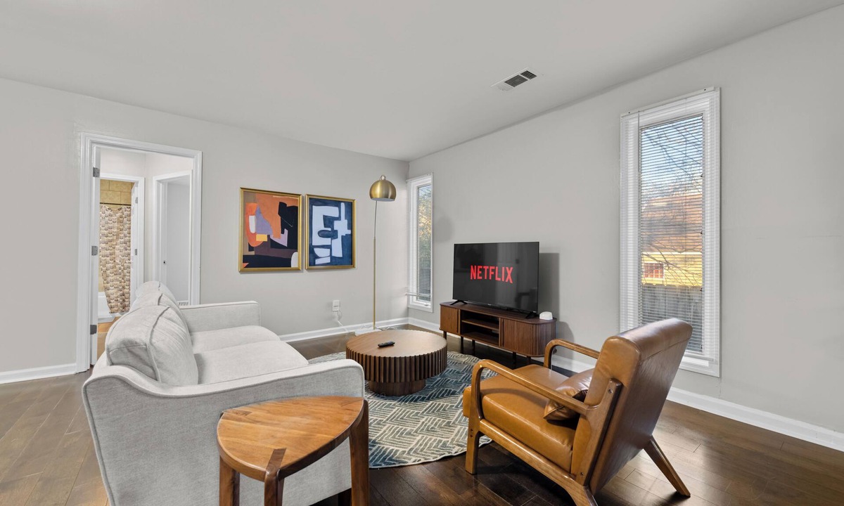 Columbus Apartment | 11th Ave Unit C