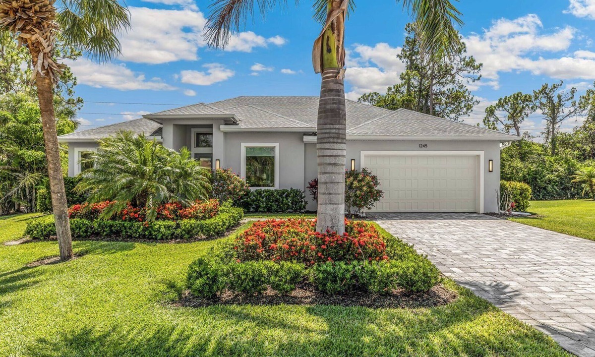 Imperial Golf Estates House | 1245 Naples Home