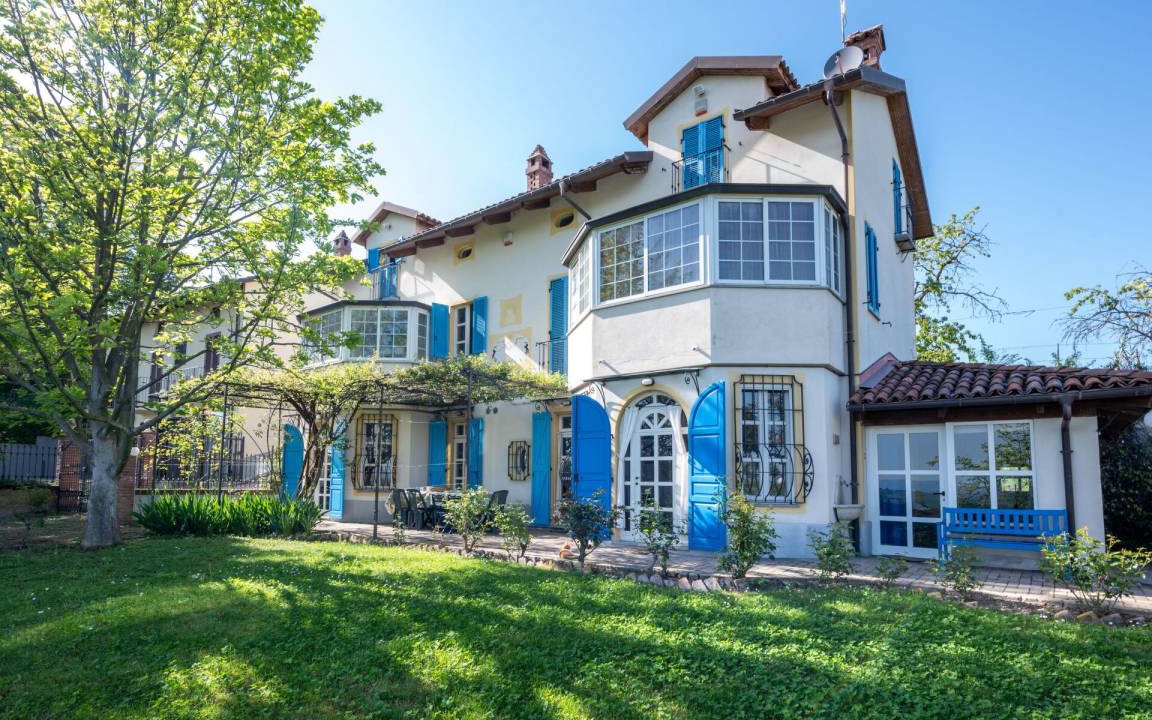 San Damiano dʼAsti Villa | 130 m² Villa ∙ 3 bedrooms ∙ 6 guests
